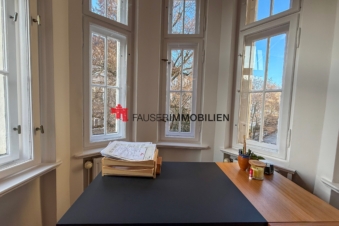 EIN ZUHAUSE MIT SEELE – STILVOLLE ALTBAUWOHNUNG FÜR MENSCHEN MIT ANSPRUCH, 12163 Berlin-Steglitz, Etagenwohnung