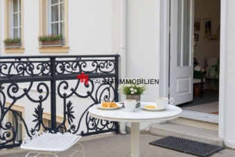 ALTBAUCHARME AUF DER ROTEN INSEL – SONNIGE WOHNUNG MIT WESTBALKON & PERSPEKTIVE, 10829 Berlin-Schöneberg, Etagenwohnung