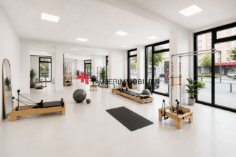 FRIEDRICHSHAIN 184 m² FOR COMMERCIAL-SICHTBAR-GUT ERREICHBAR-EURE IDEEN14,50 €/m² RENOVIERUNGSBEDARF, 10247 Berlin-Friedrichshain, Büro/Praxis