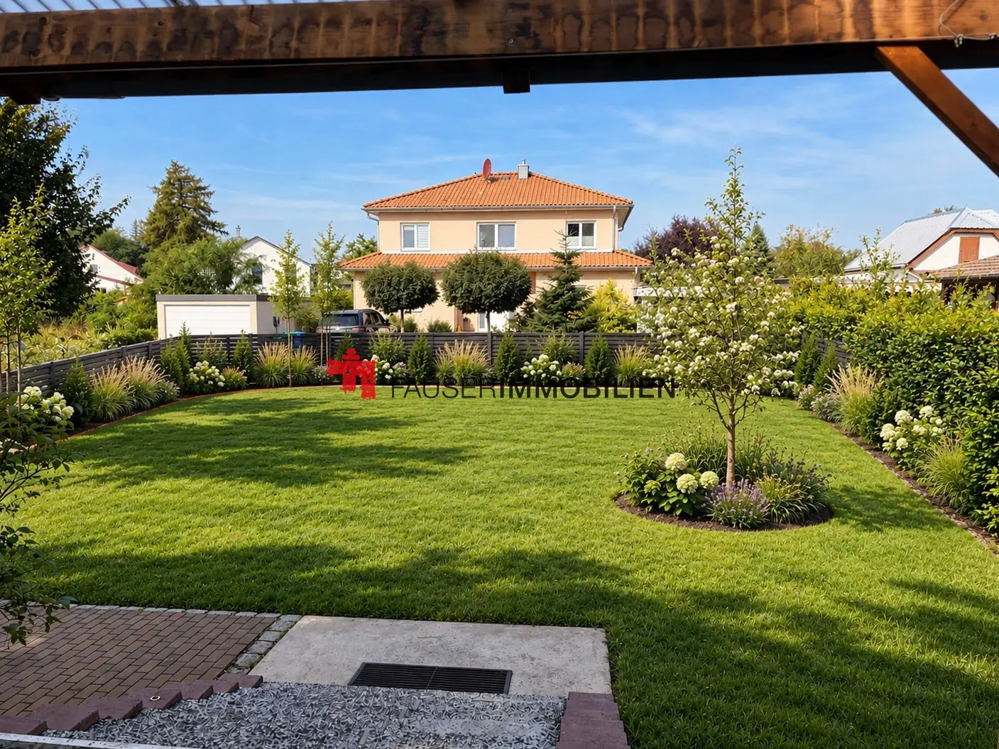 Gestaltungsidee: geschützter Gartenbereich mit klarer Abgrenzung