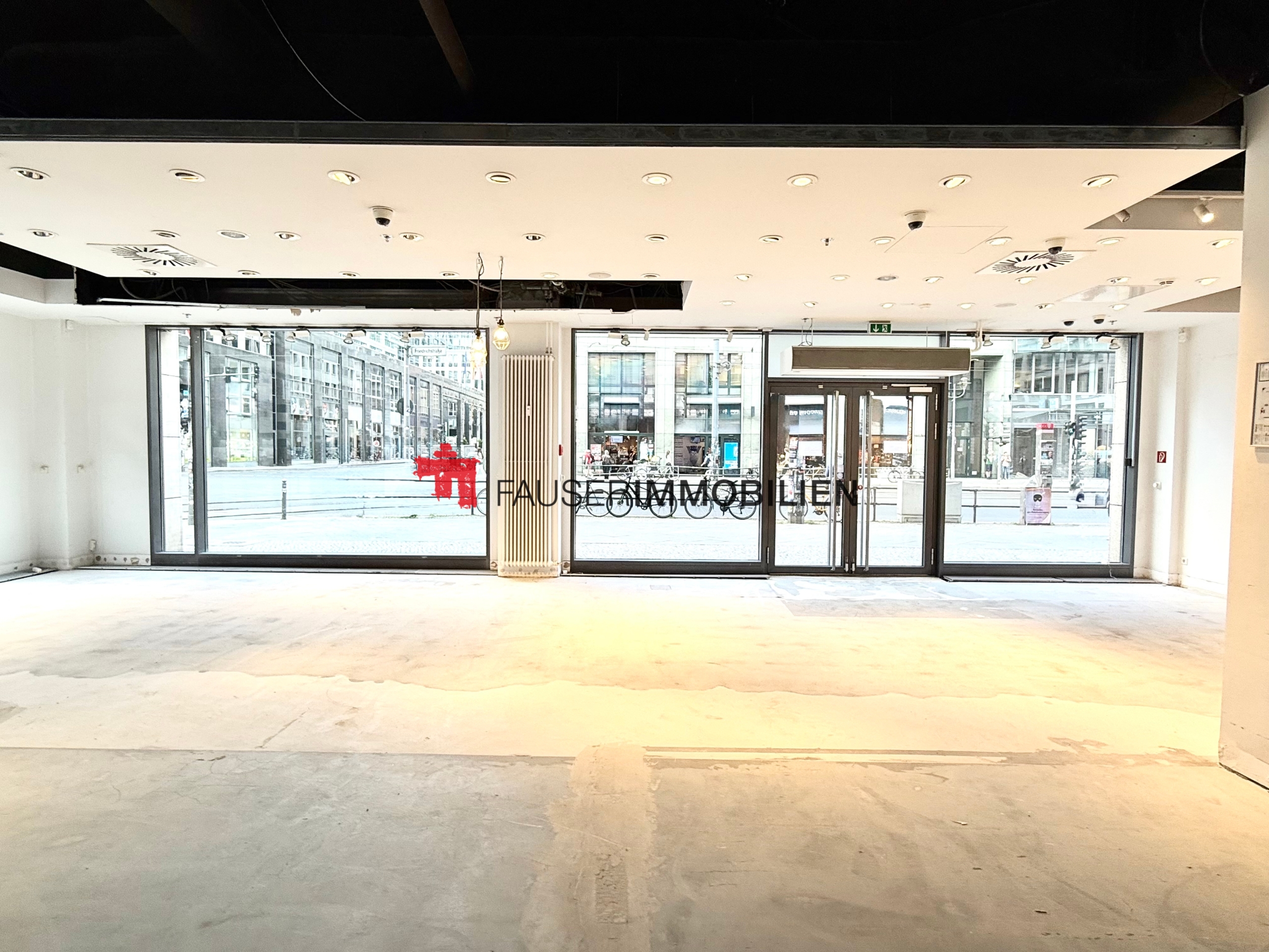 Store EG