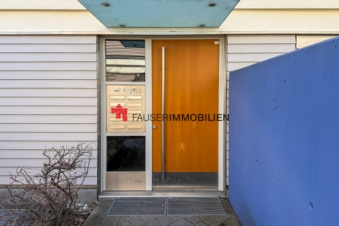 EXKLUSIVES INVESTMENT IN BESTLAGE – STILVOLLE 2-ZIMMERWOHNUNG MIT WINTERGARTEN IN BERLIN-DAHLEM, 14195 Berlin, Etagenwohnung